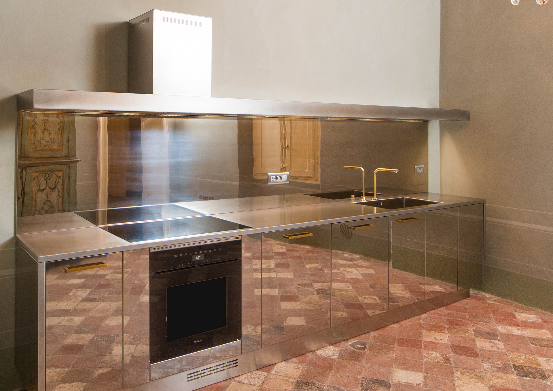 Italsteel - Luxury Kitchens